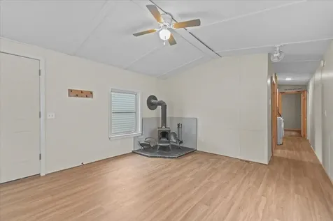 23 Avenue C Burlington VT 05408