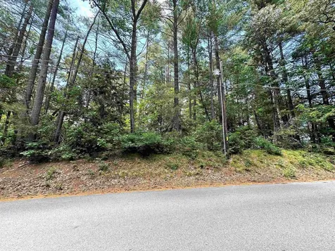 60 Walnut Hill Road Derry NH 03038