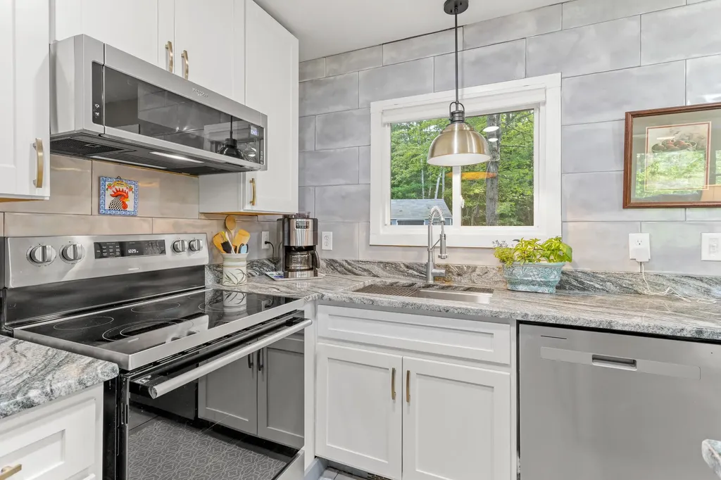 241 Bean Road Moultonborough NH 03226