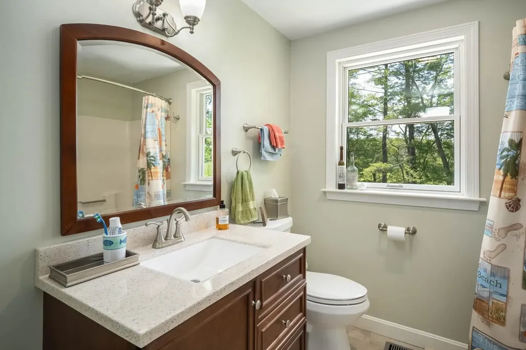 7 Dearborn Lane Bedford NH 03110