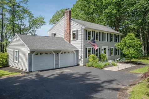 7 Dearborn Lane Bedford NH 03110