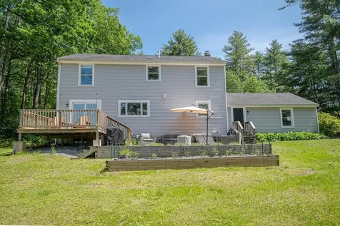 7 Dearborn Lane Bedford NH 03110