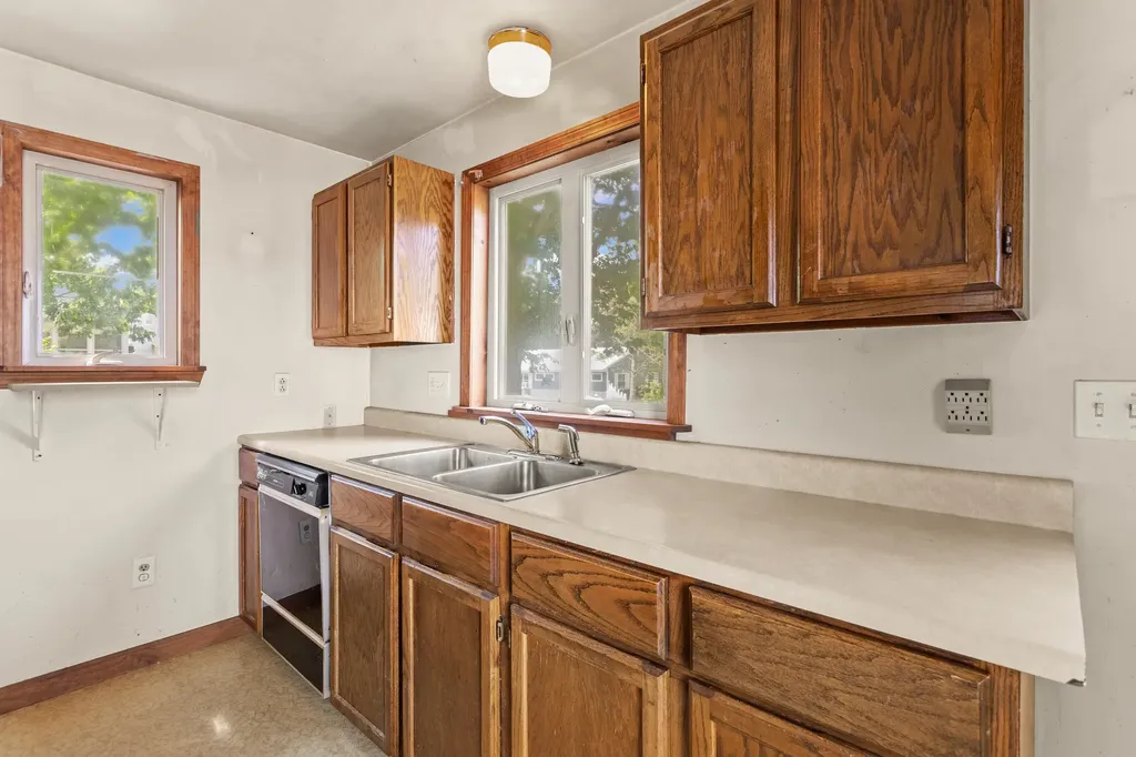 46 Porter Street Manchester NH 03103