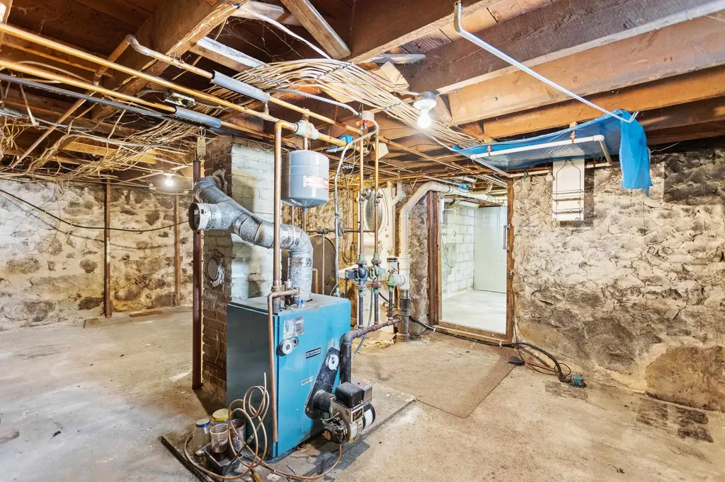 46 Porter Street Manchester NH 03103