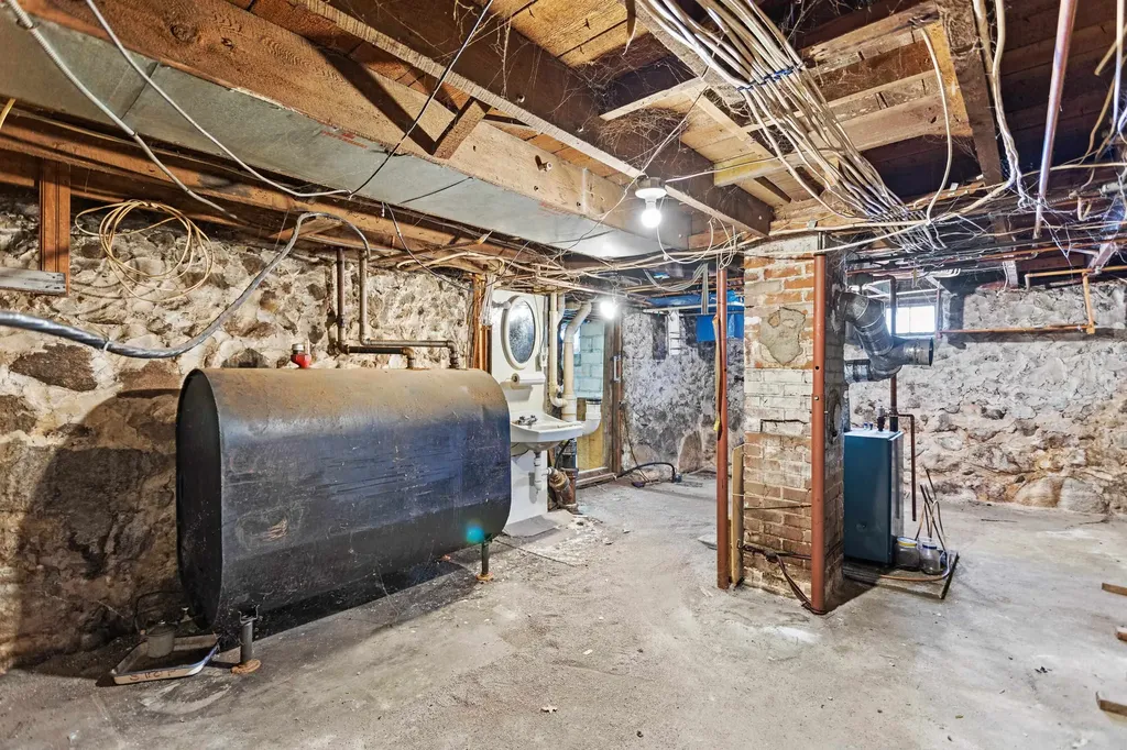 46 Porter Street Manchester NH 03103