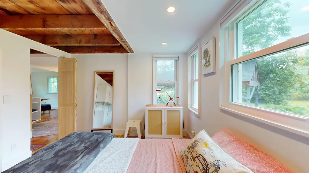 3979 River Road New Haven VT 05472