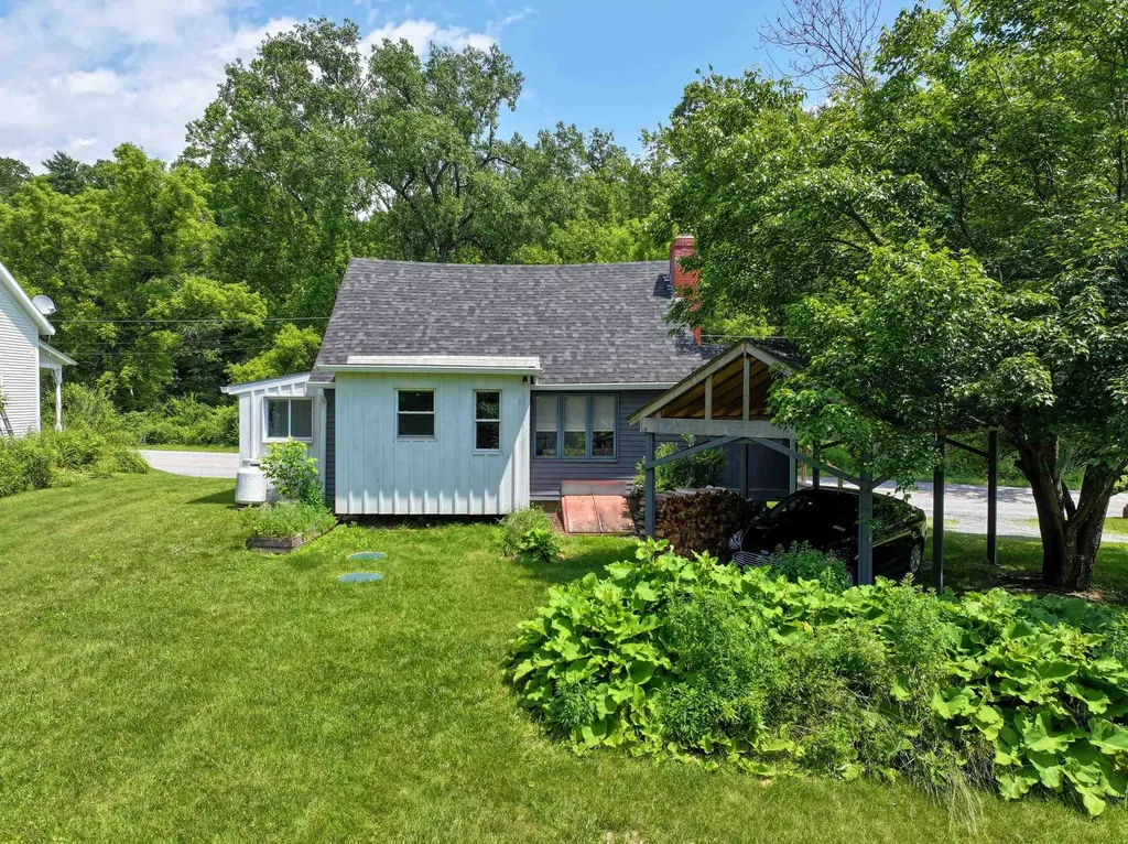 3979 River Road New Haven VT 05472