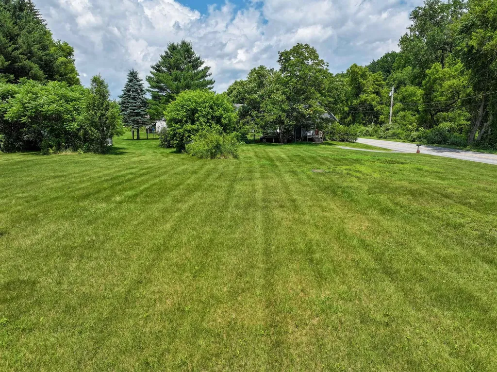 3979 River Road New Haven VT 05472