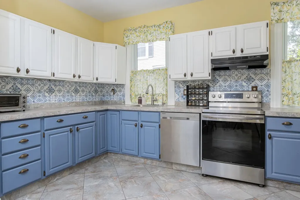 451 Milton Street Manchester NH 03103