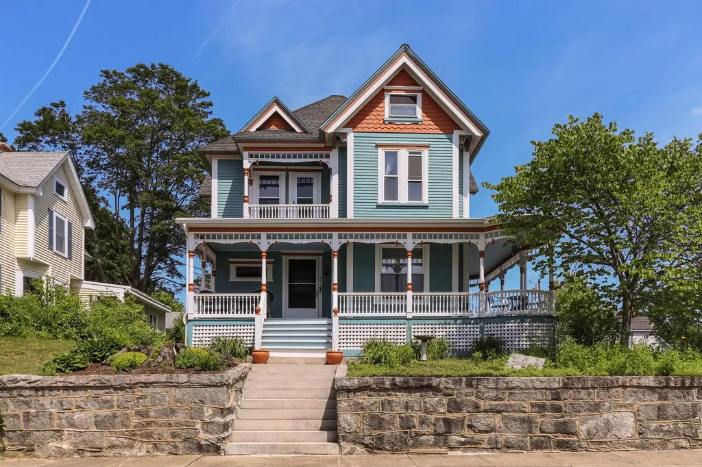 451 Milton Street Manchester NH 03103