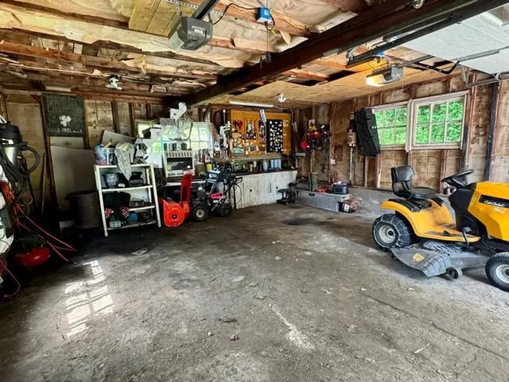 578 Pleasant Street Newport City VT 05855