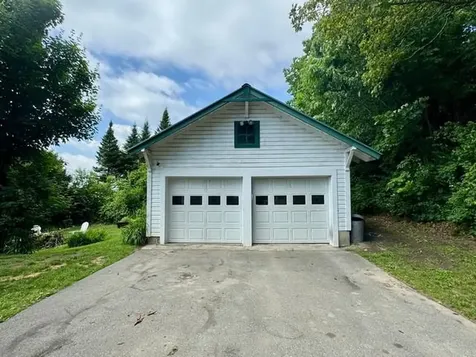 578 Pleasant Street Newport City VT 05855