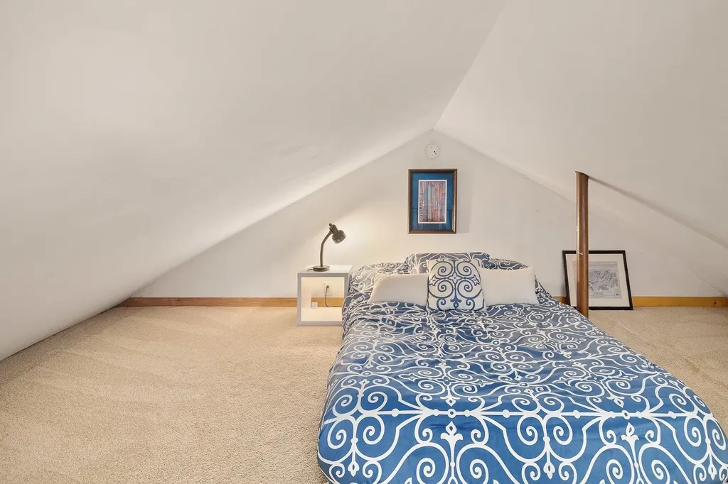 2042 Nebraska Valley Stowe VT 05672