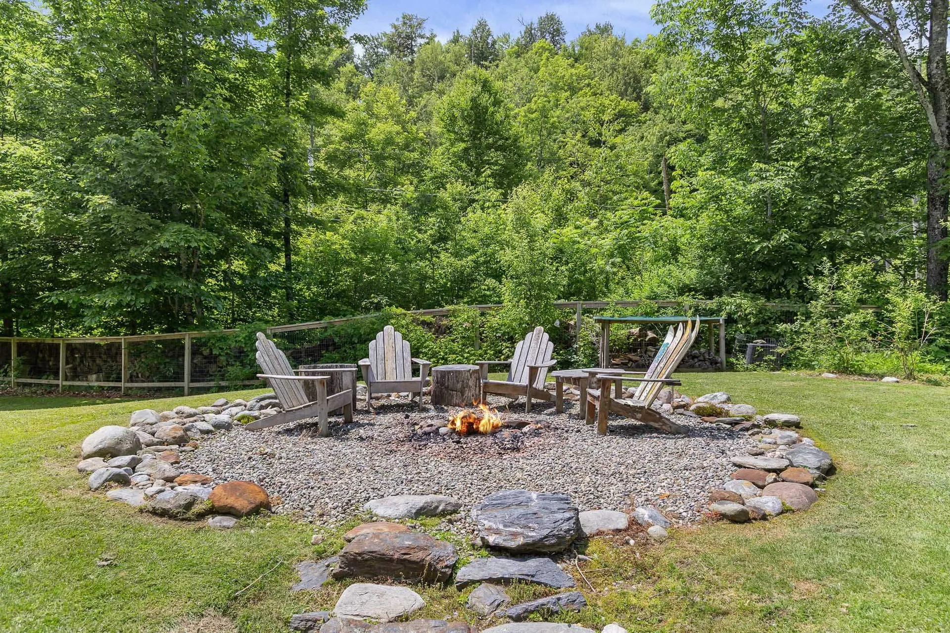 2042 Nebraska Valley Stowe VT 05672