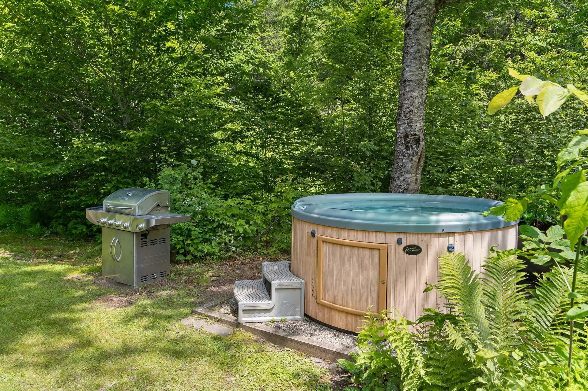 2042 Nebraska Valley Stowe VT 05672