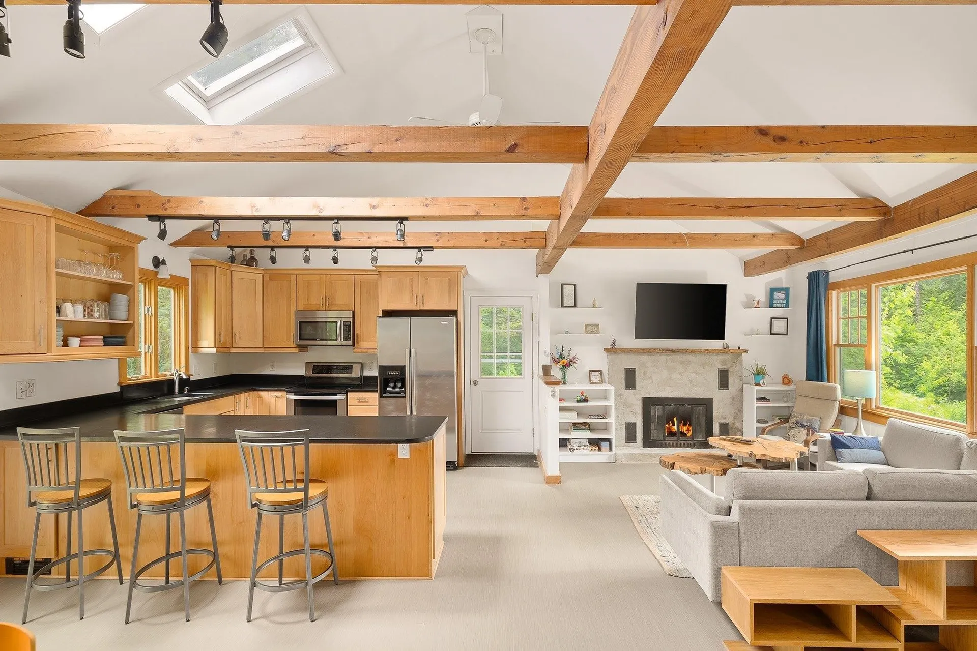 2042 Nebraska Valley Stowe VT 05672