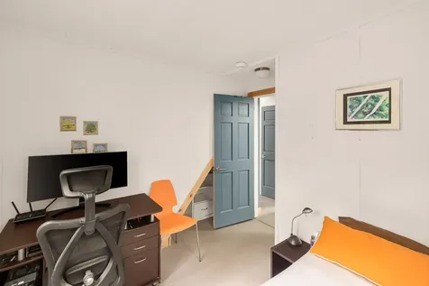 2042 Nebraska Valley Stowe VT 05672