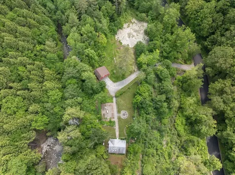 2042 Nebraska Valley Stowe VT 05672