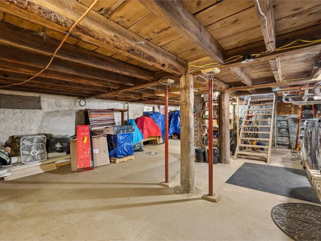 2316 Vt Route 125 Hancock VT 05748