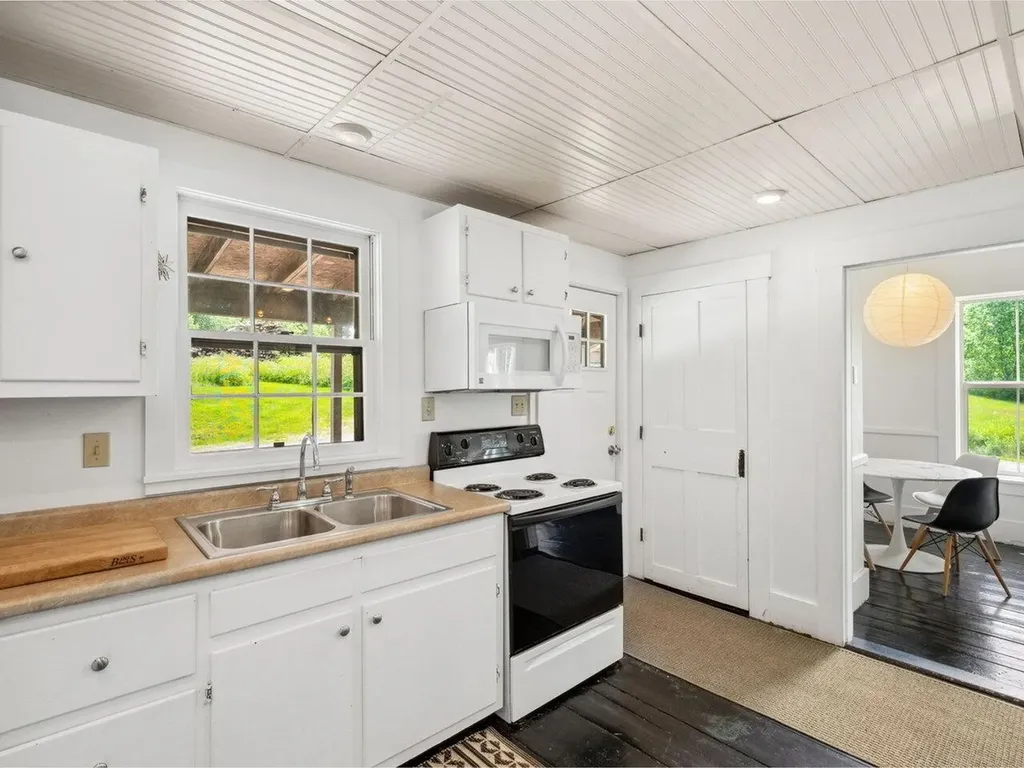 2316 Vt Route 125 Hancock VT 05748