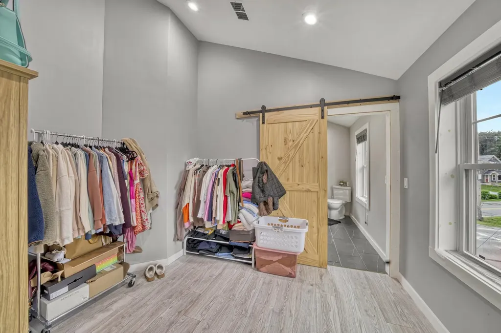 86 Chestnut Street Claremont NH 03743