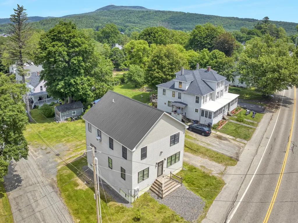 86 Chestnut Street Claremont NH 03743