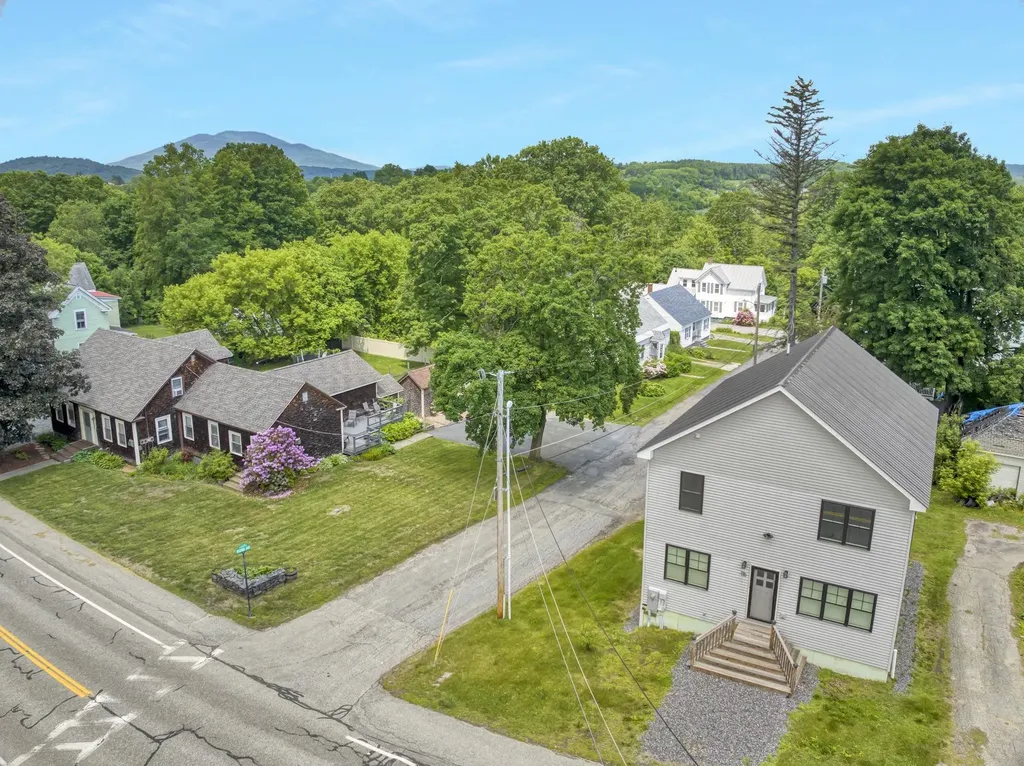 86 Chestnut Street Claremont NH 03743