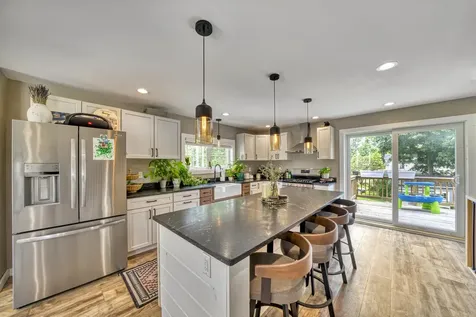 86 Chestnut Street Claremont NH 03743