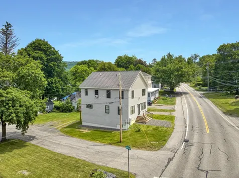 86 Chestnut Street Claremont NH 03743