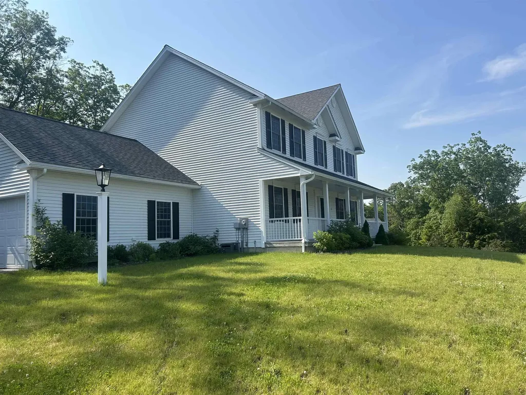 22 Huntington Ridge Road Bedford NH 03110