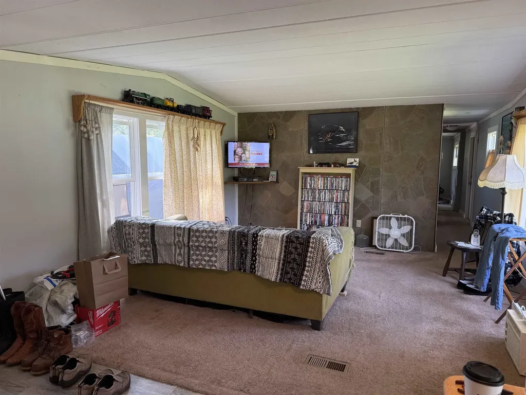 61 Davis Road Cavendish VT 05153