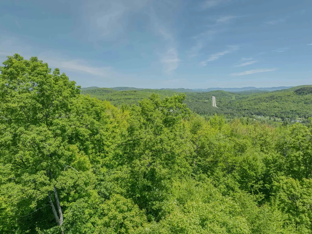 000 Blake Road Sugar Hill NH 03586