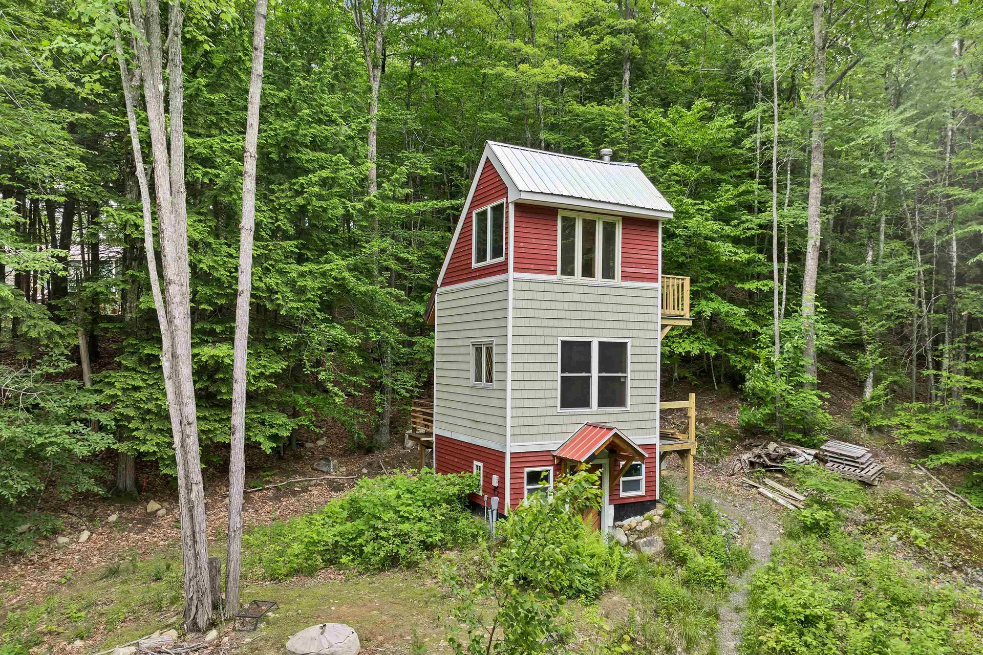 171 Bell Road Plymouth NH 03264