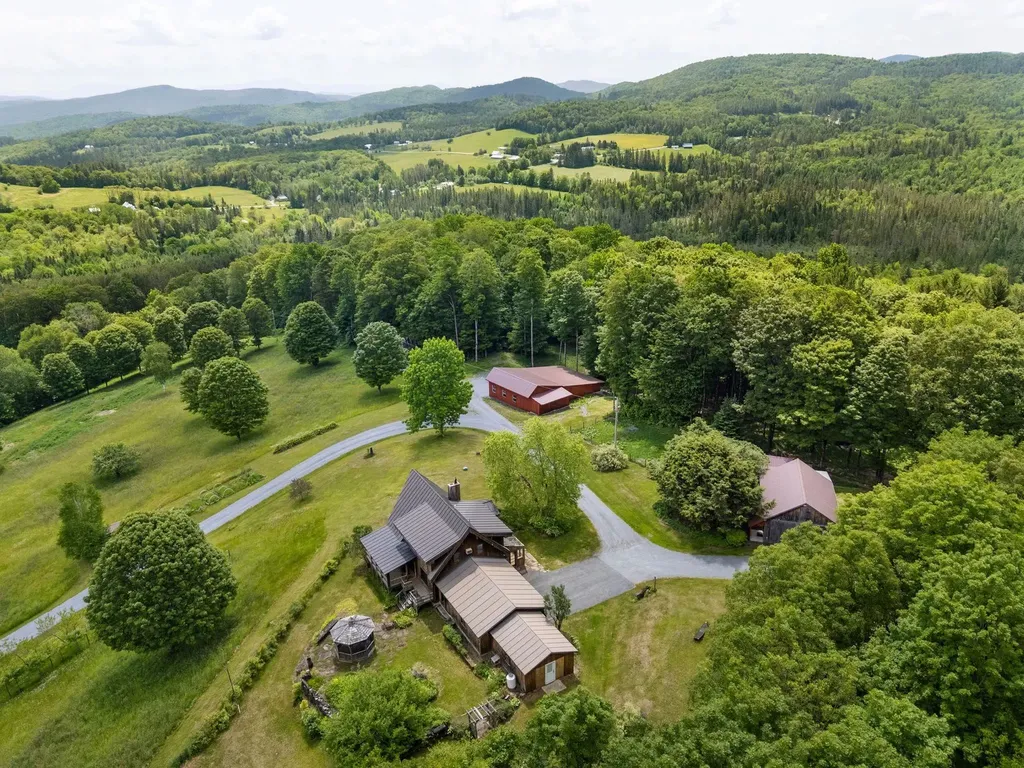 2208 - 2432 Backway Road Corinth VT 05039