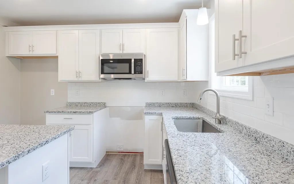 4 Liberty Lane Swanzey NH 03446