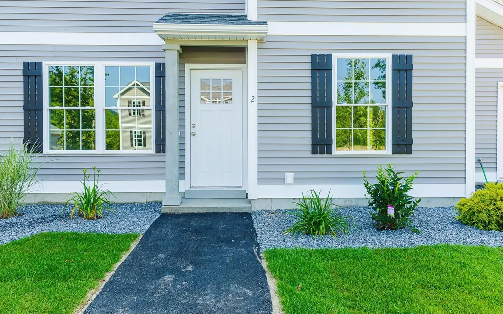 4 Liberty Lane Swanzey NH 03446