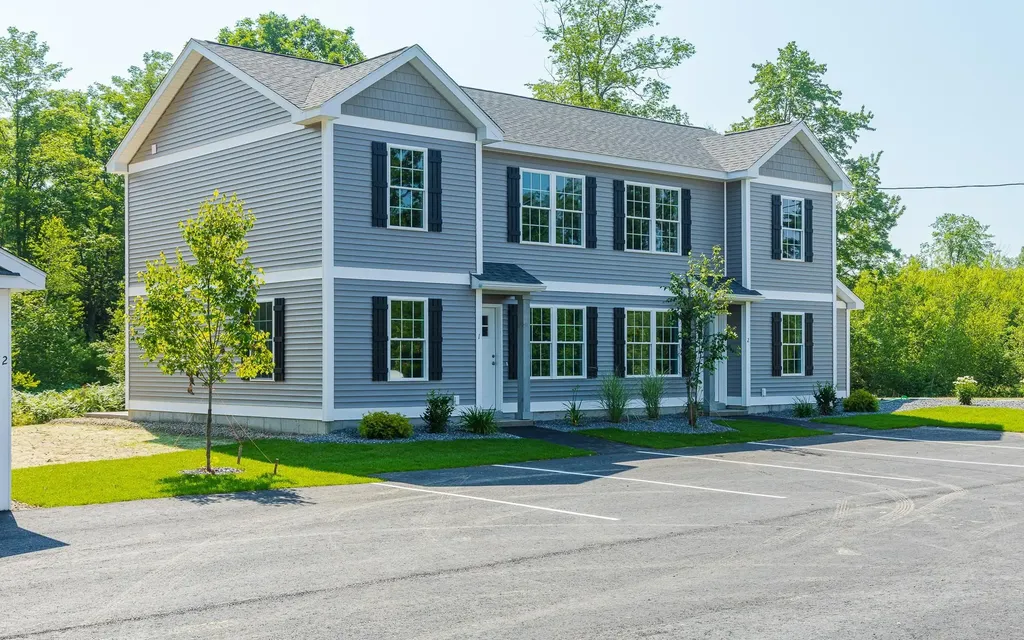 4 Liberty Lane Swanzey NH 03446
