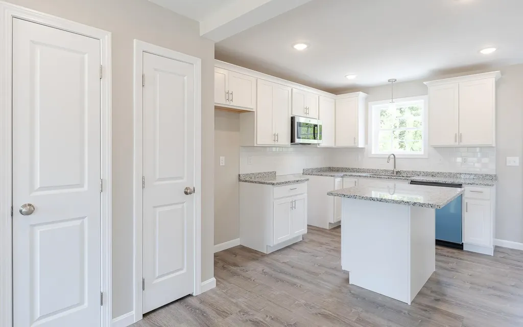4 Liberty Lane Swanzey NH 03446