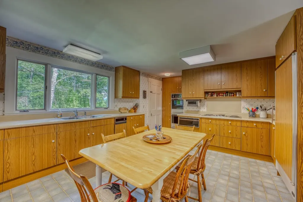 291 - 293 Blake Road Sugar Hill NH 03586