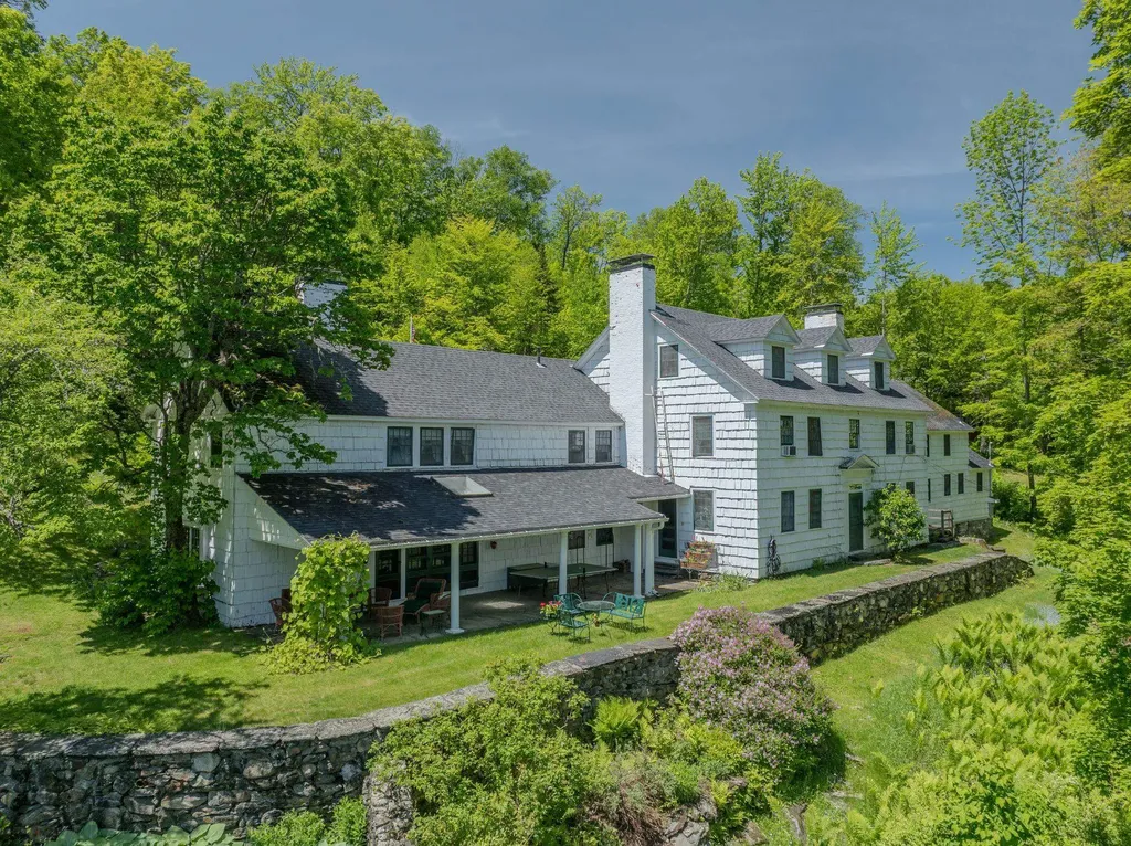 291 - 293 Blake Road Sugar Hill NH 03586