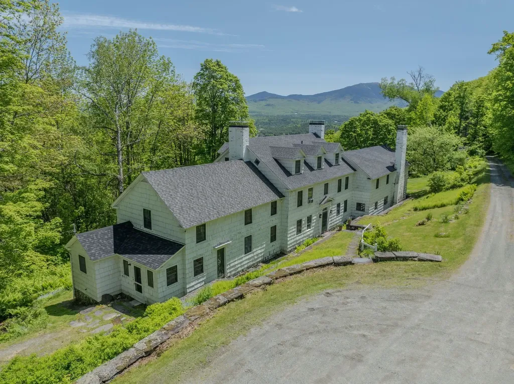 291 - 293 Blake Road Sugar Hill NH 03586