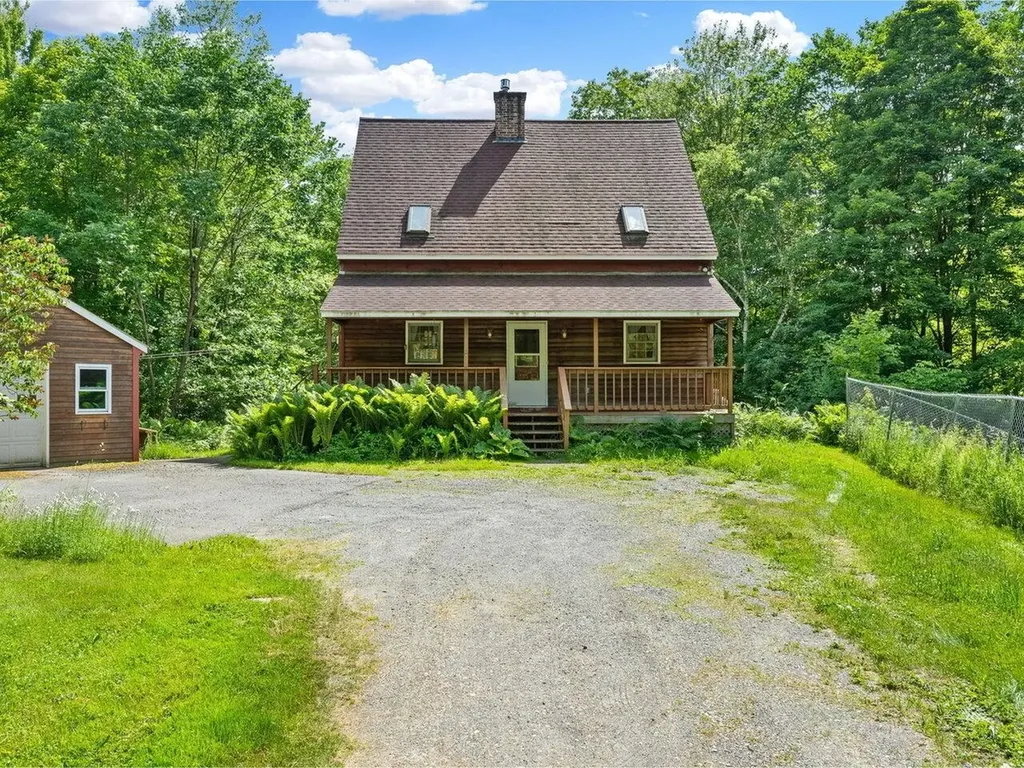 61 Cook Drive Cambridge VT 05489