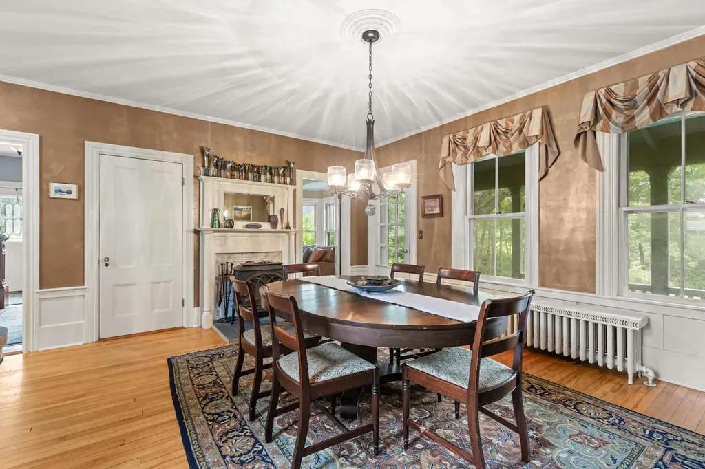 223 Atlantic Avenue North Hampton NH 03862