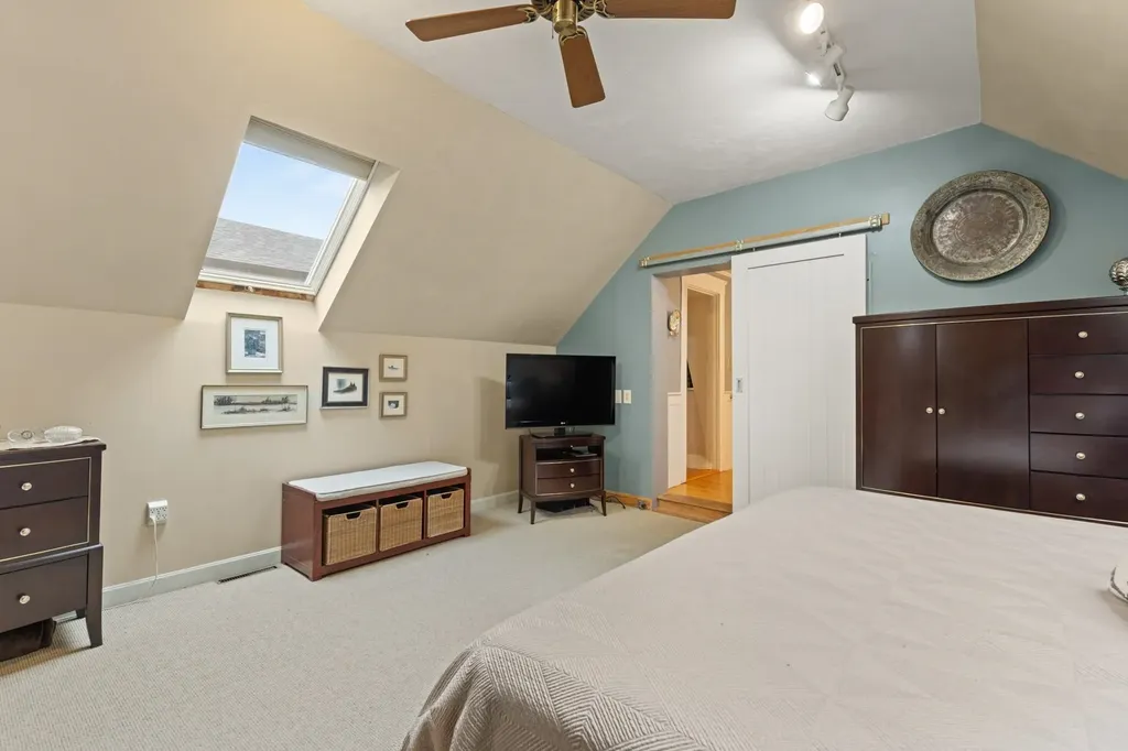 223 Atlantic Avenue North Hampton NH 03862