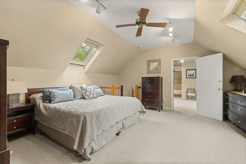 223 Atlantic Avenue North Hampton NH 03862