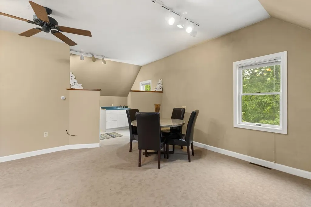 223 Atlantic Avenue North Hampton NH 03862