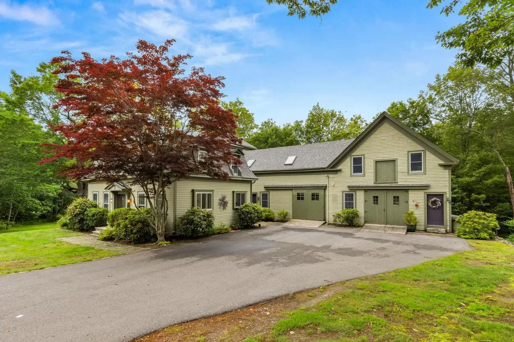223 Atlantic Avenue North Hampton NH 03862