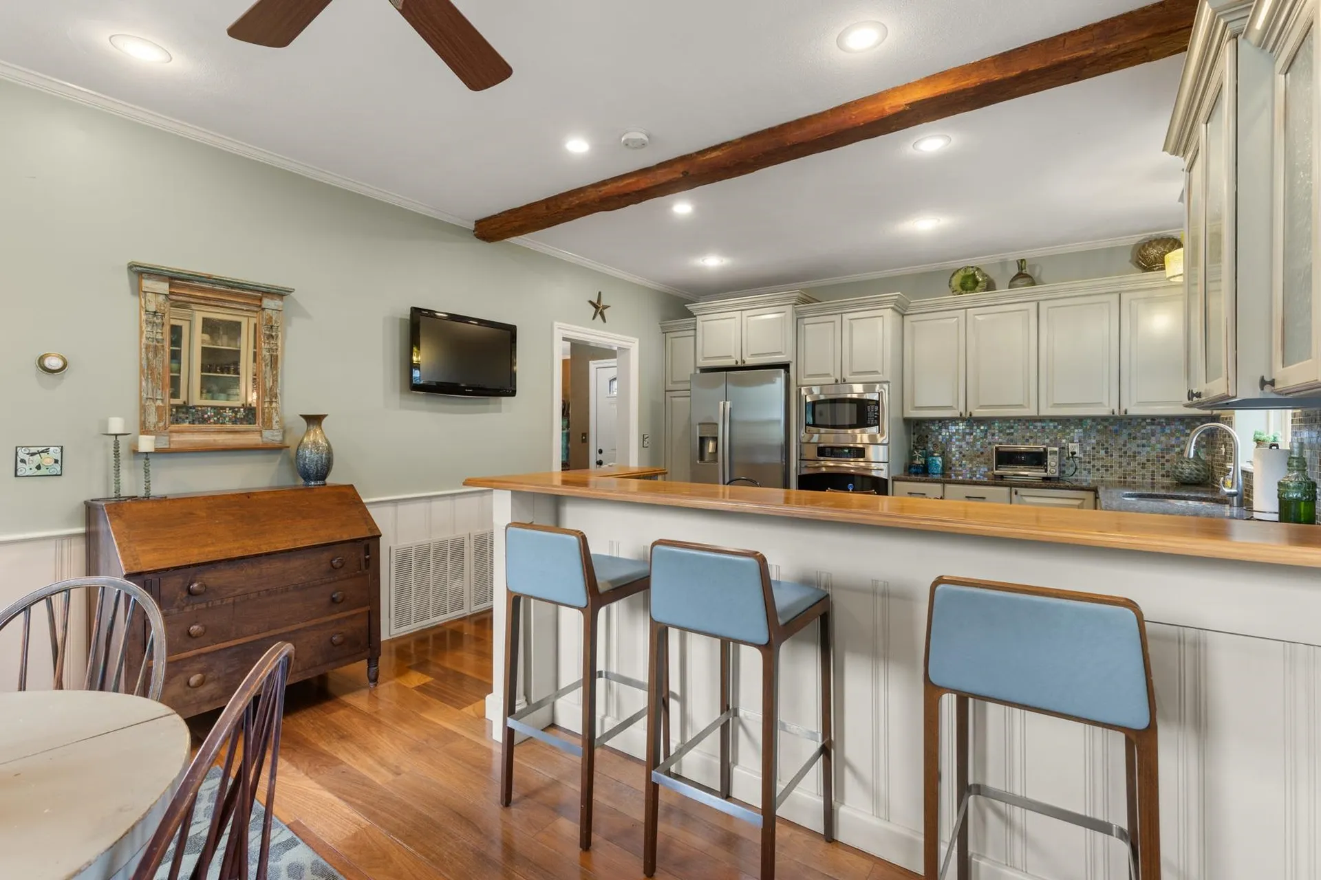 223 Atlantic Avenue North Hampton NH 03862