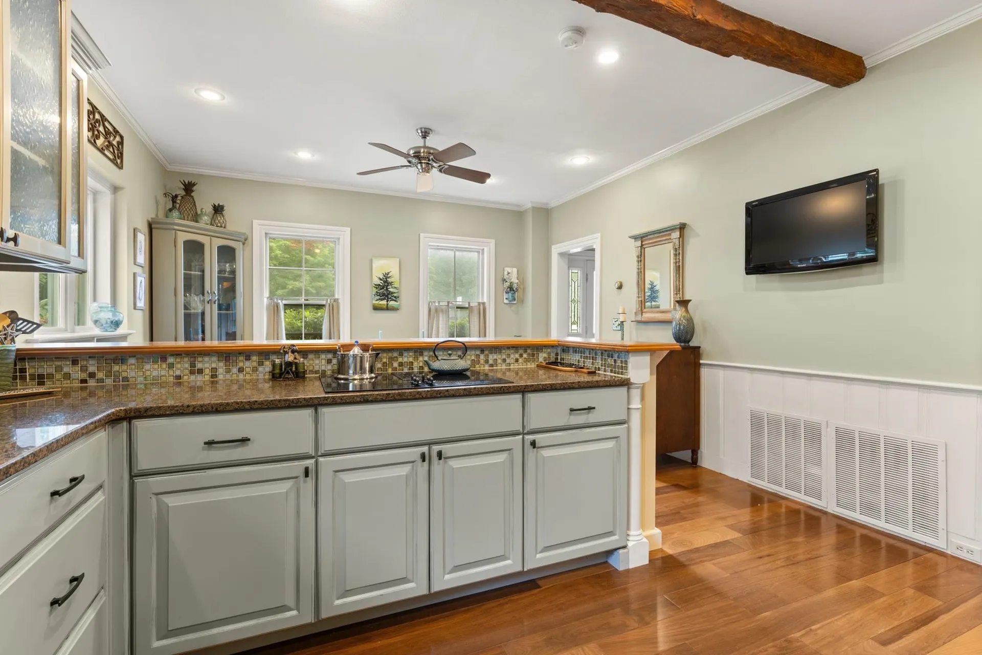 223 Atlantic Avenue North Hampton NH 03862