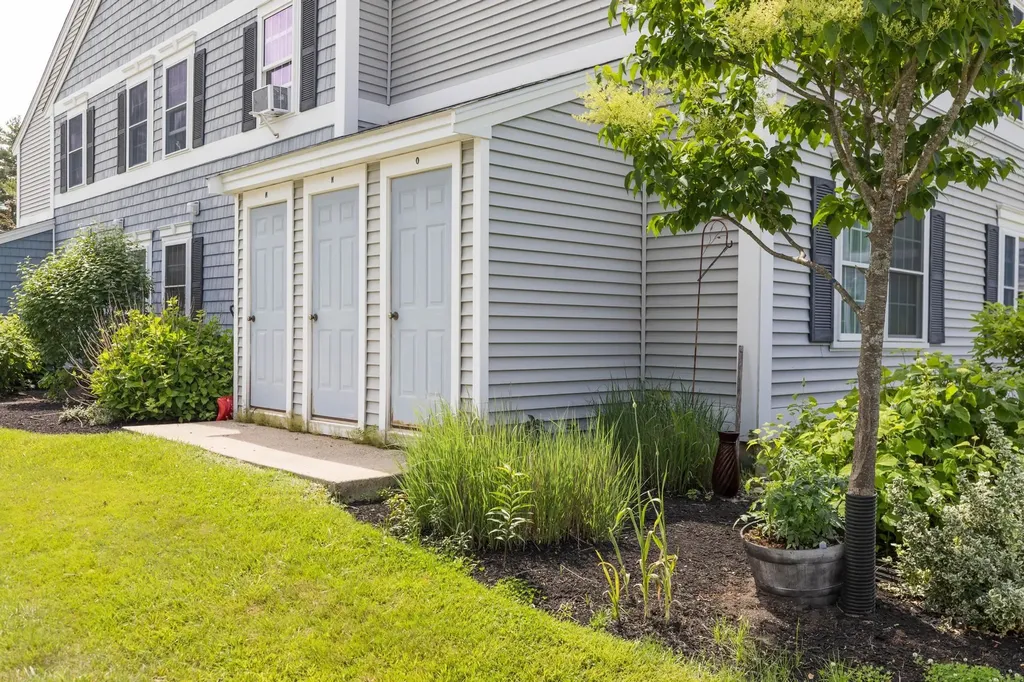 703 Springbrook Circle Portsmouth NH 03801